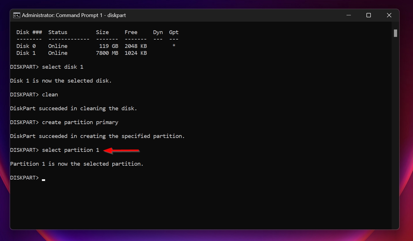 The select partition command in the Command Prompt console.